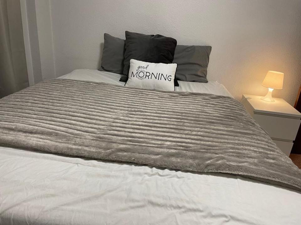 Piso Grande Amplio para grandes grupos 4 Dormitorios 2 baños, 4AC y WIFI Alicante Exterior foto