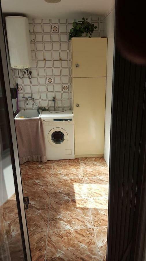 Piso Grande Amplio para grandes grupos 4 Dormitorios 2 baños, 4AC y WIFI Alicante Exterior foto